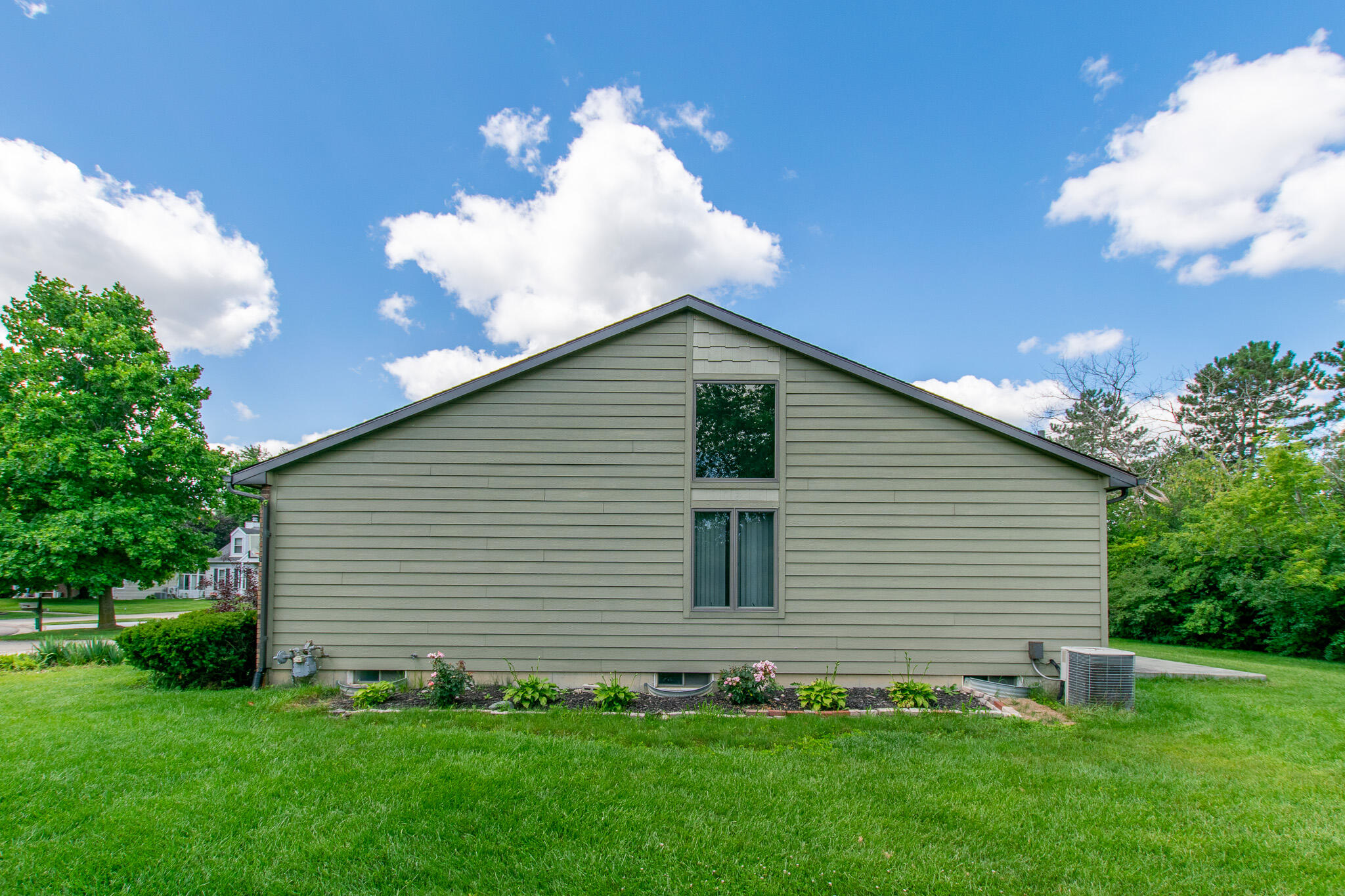 5620 Winslow Court