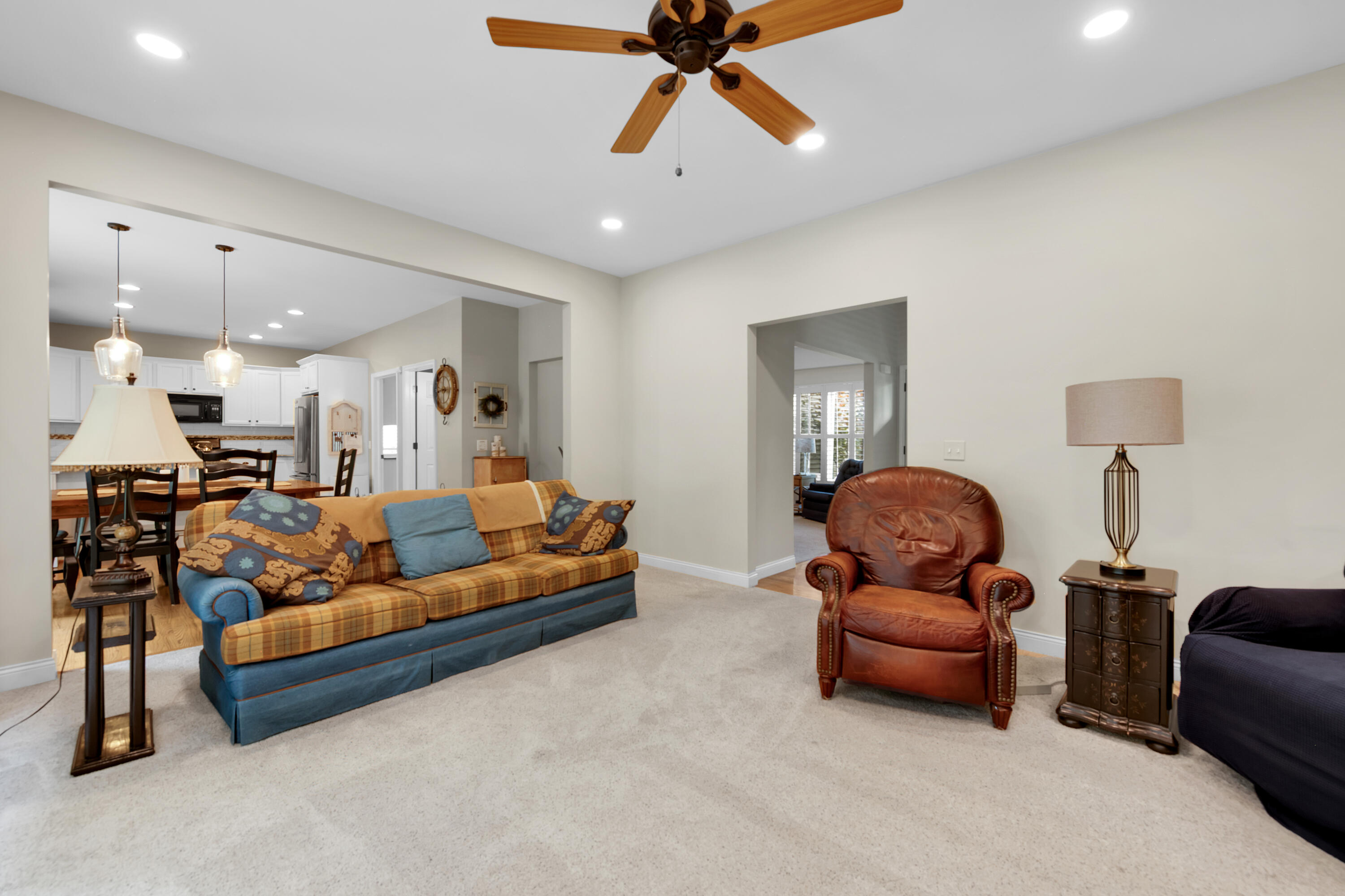 921 Lincoln Drive