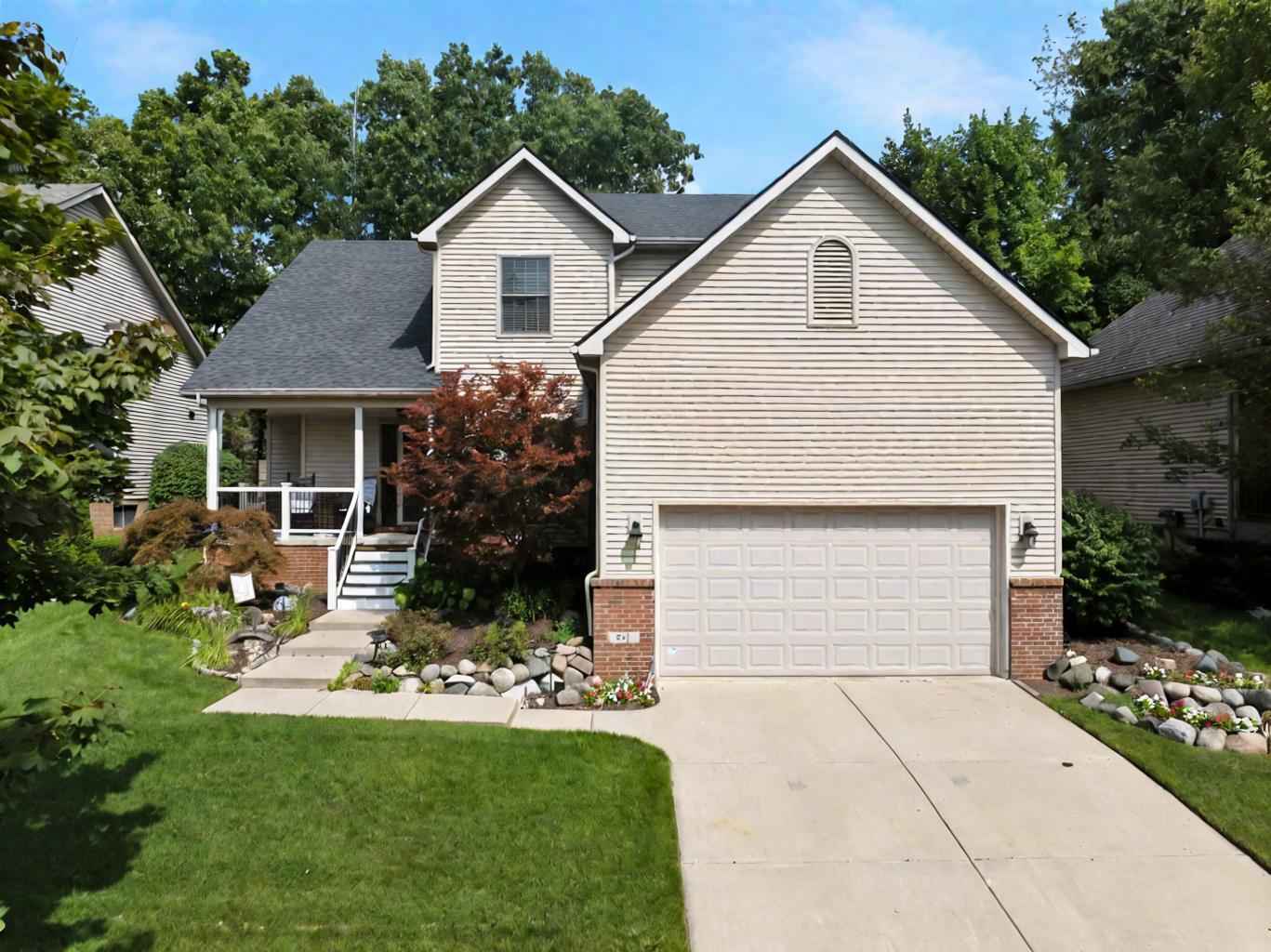 921 Lincoln Drive