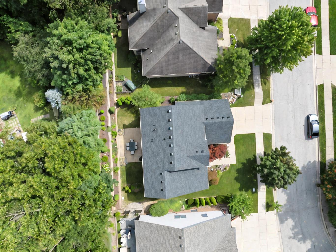 921 Lincoln Drive