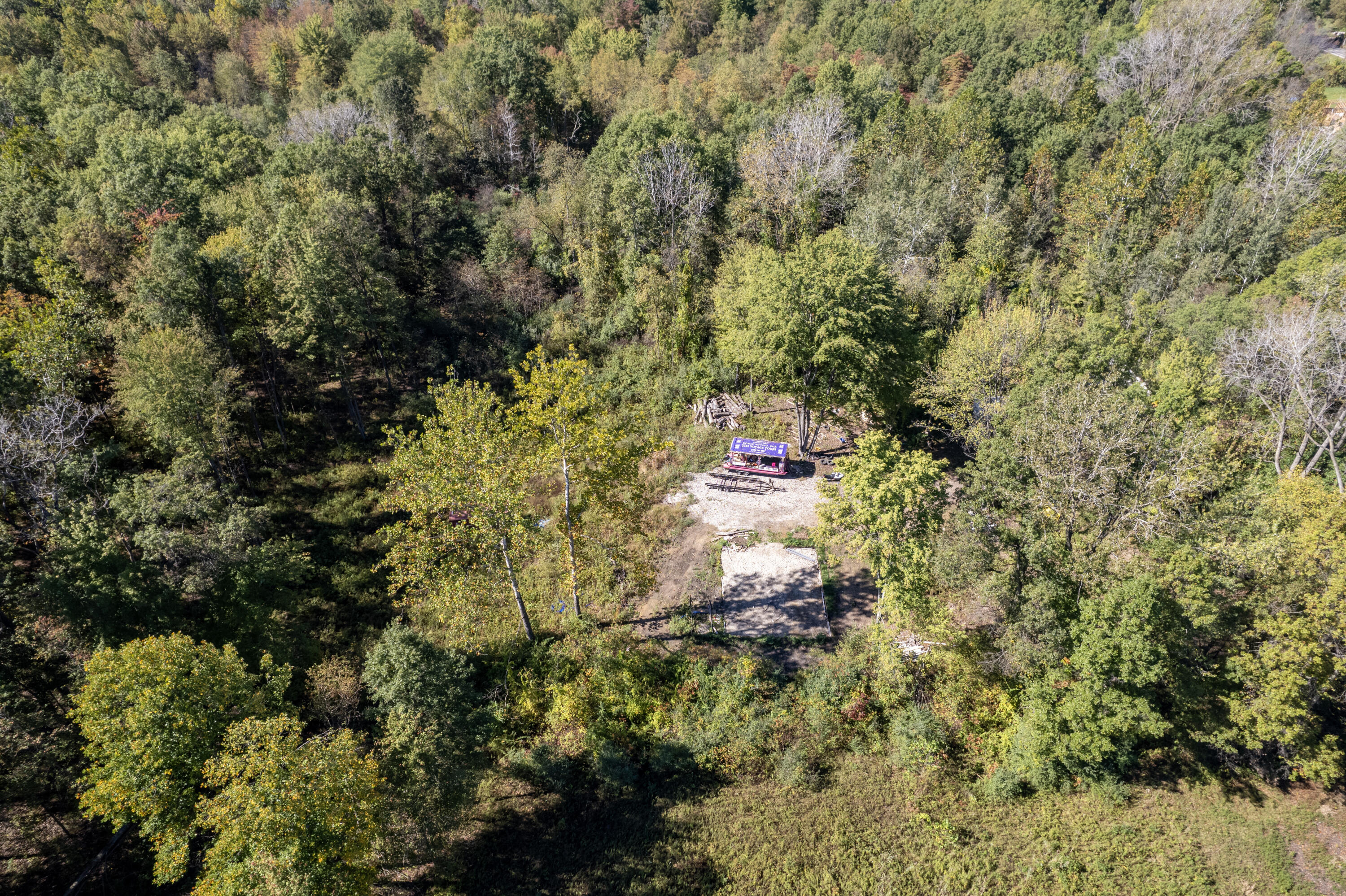 8283 Oakville Waltz Road