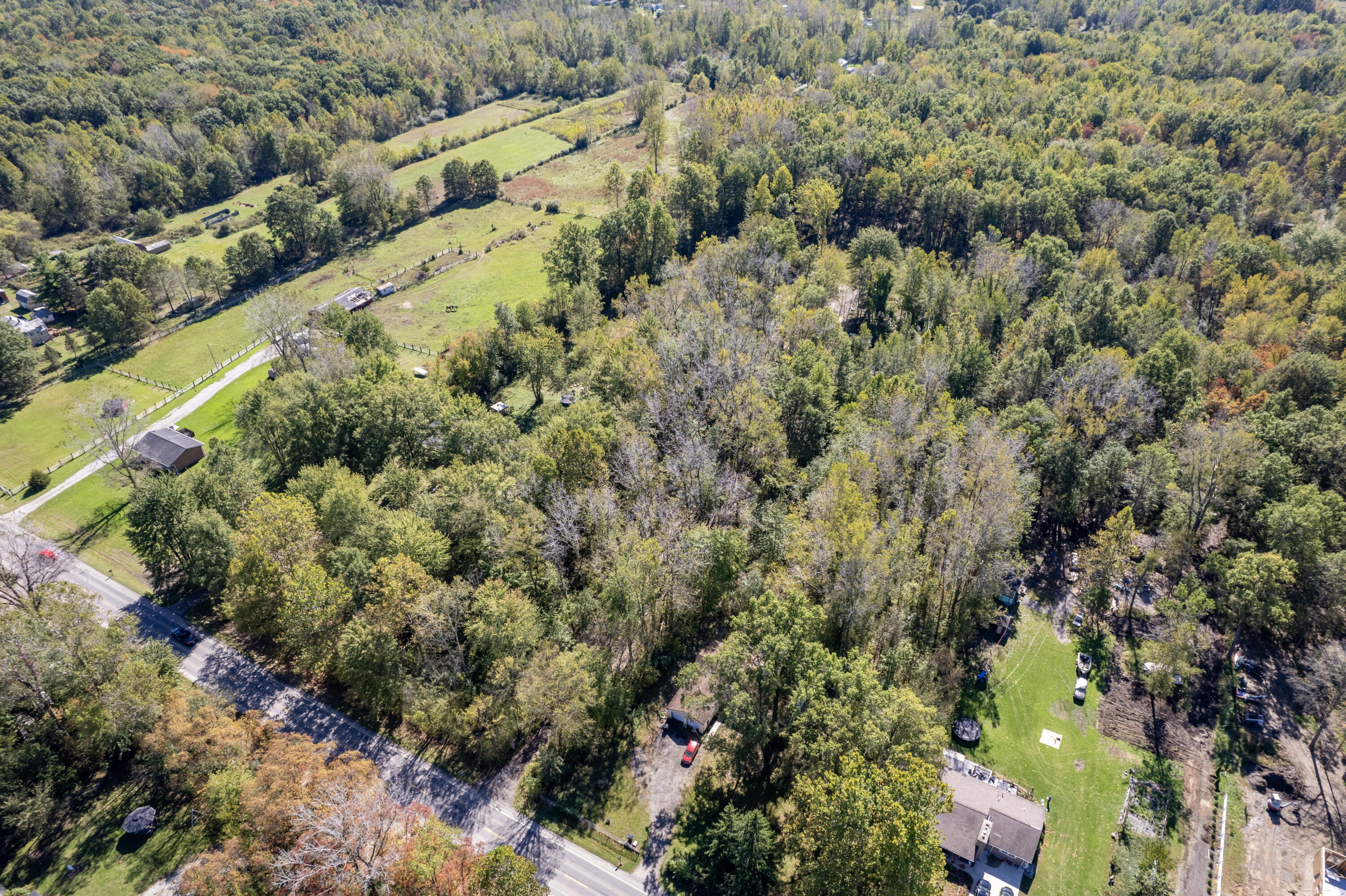 8283 Oakville Waltz Road