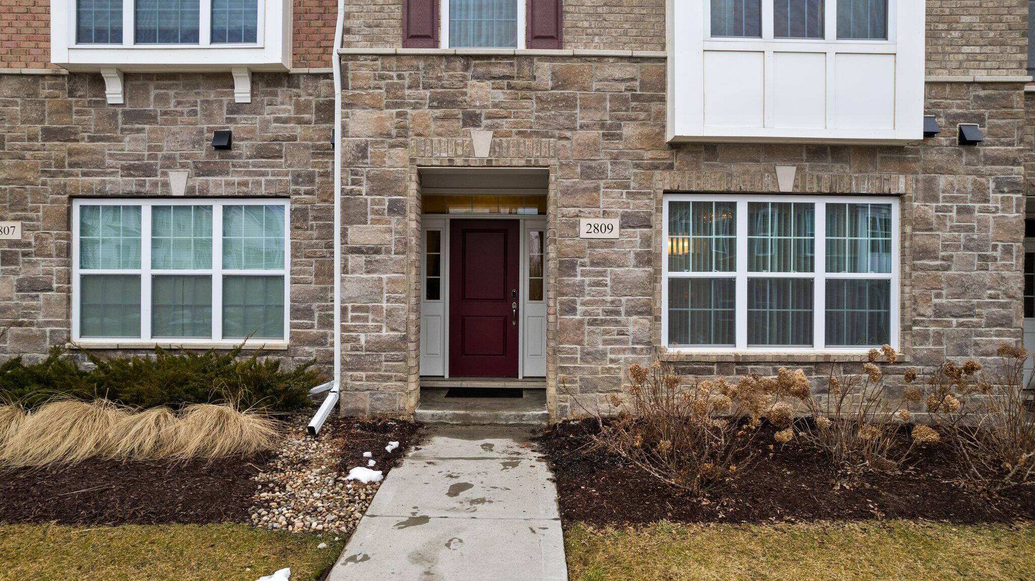 2809 Rathmore Lane