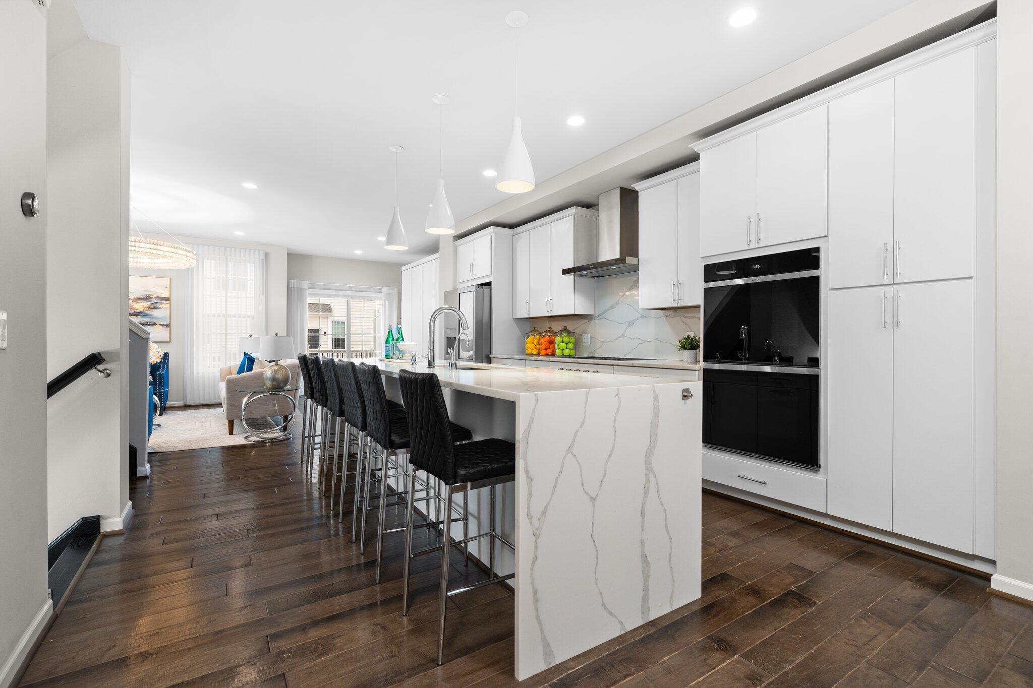 2809 Rathmore Lane