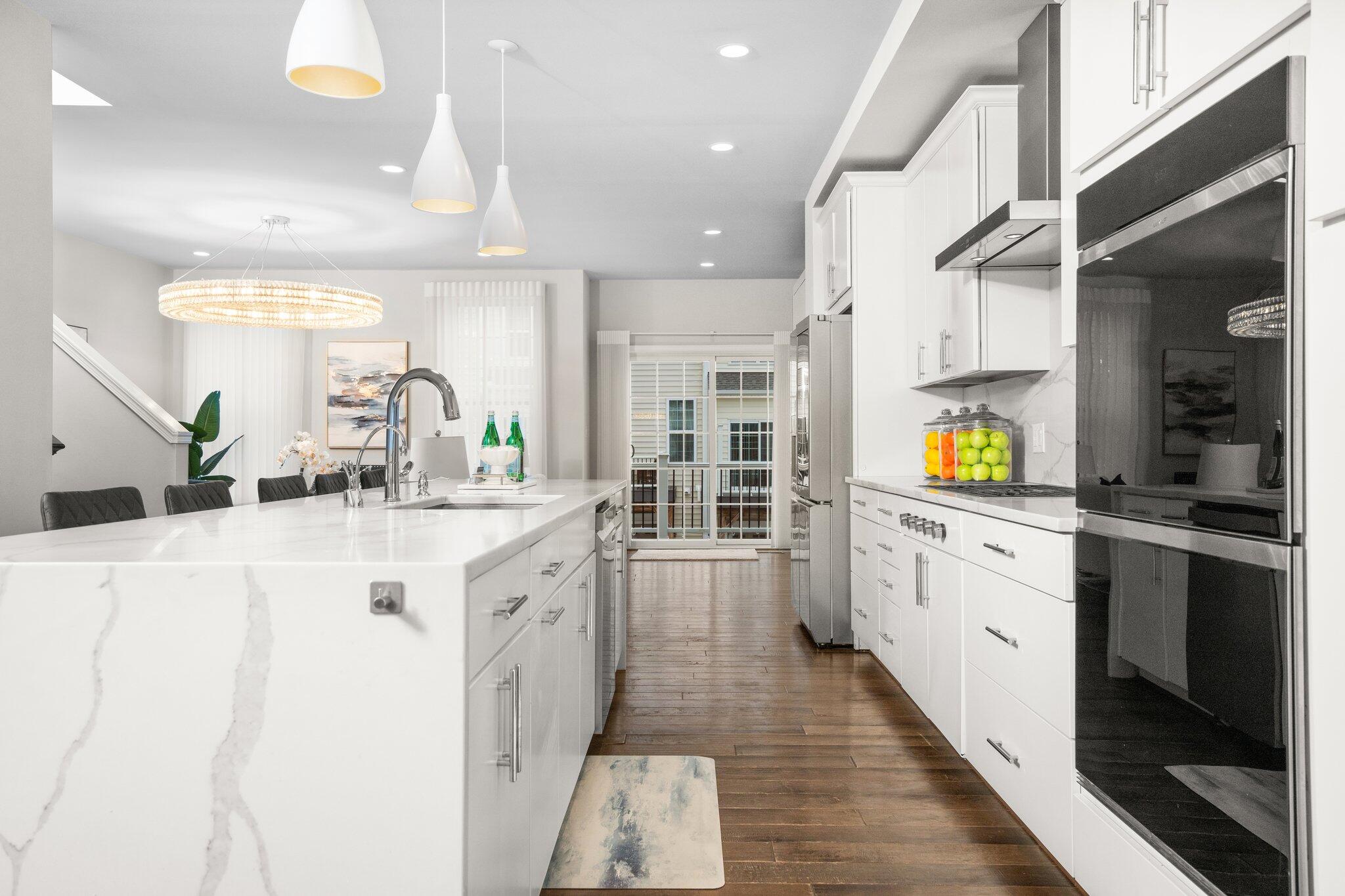 2809 Rathmore Lane