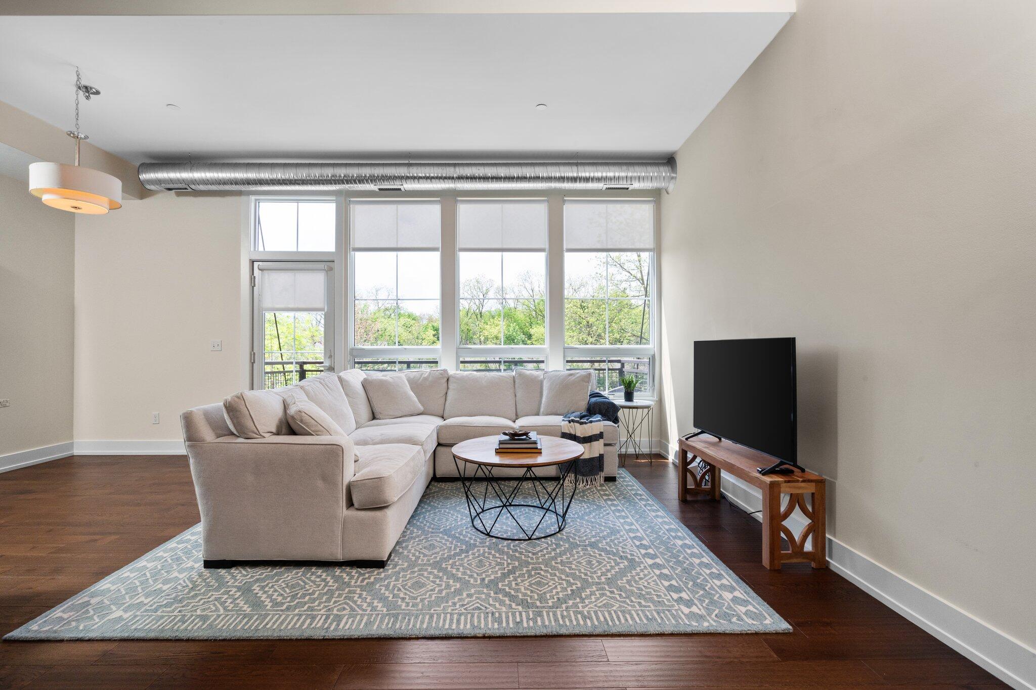 410 N First St 207