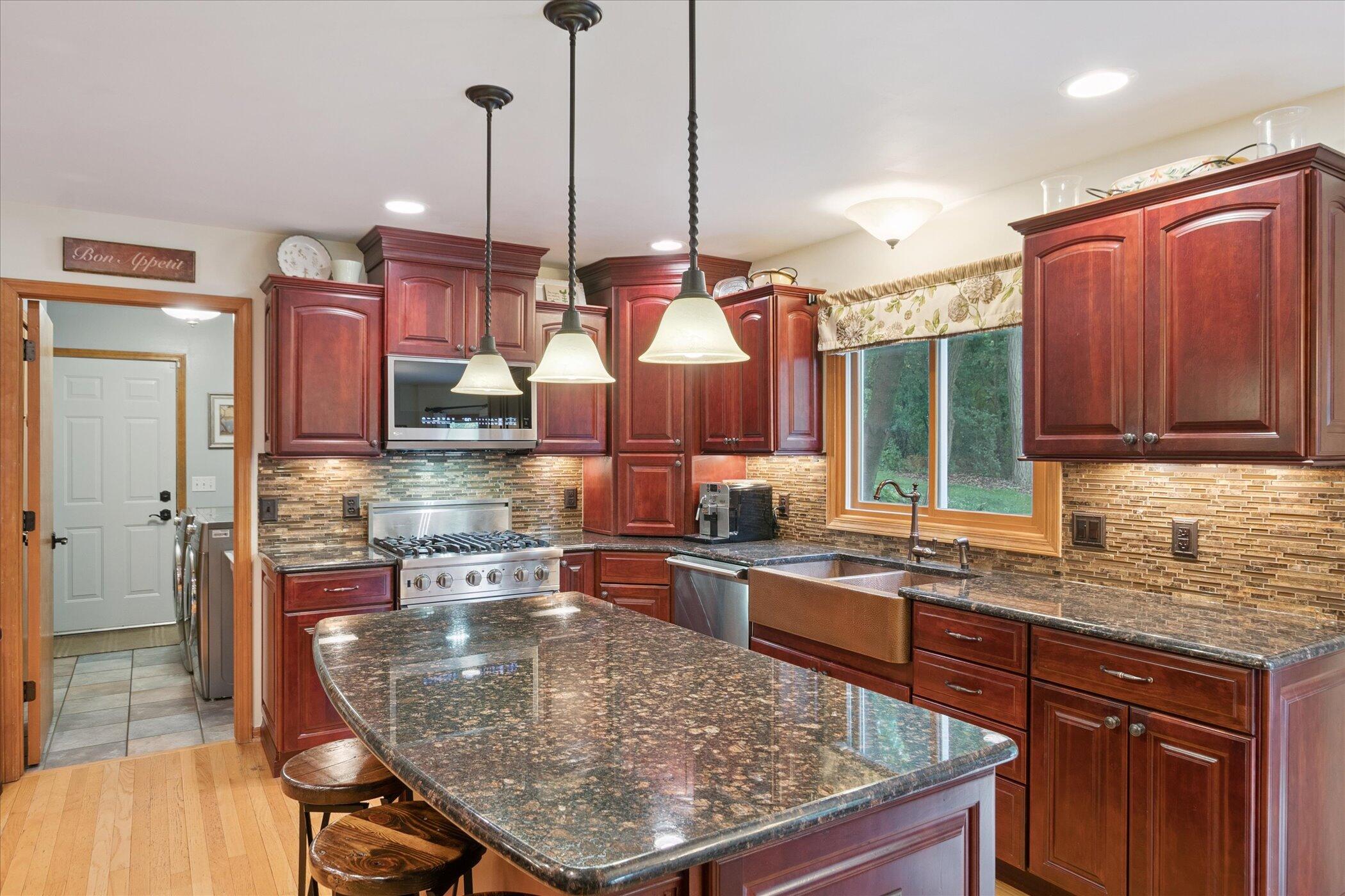 7204 Autumn Wood Dr. Drive