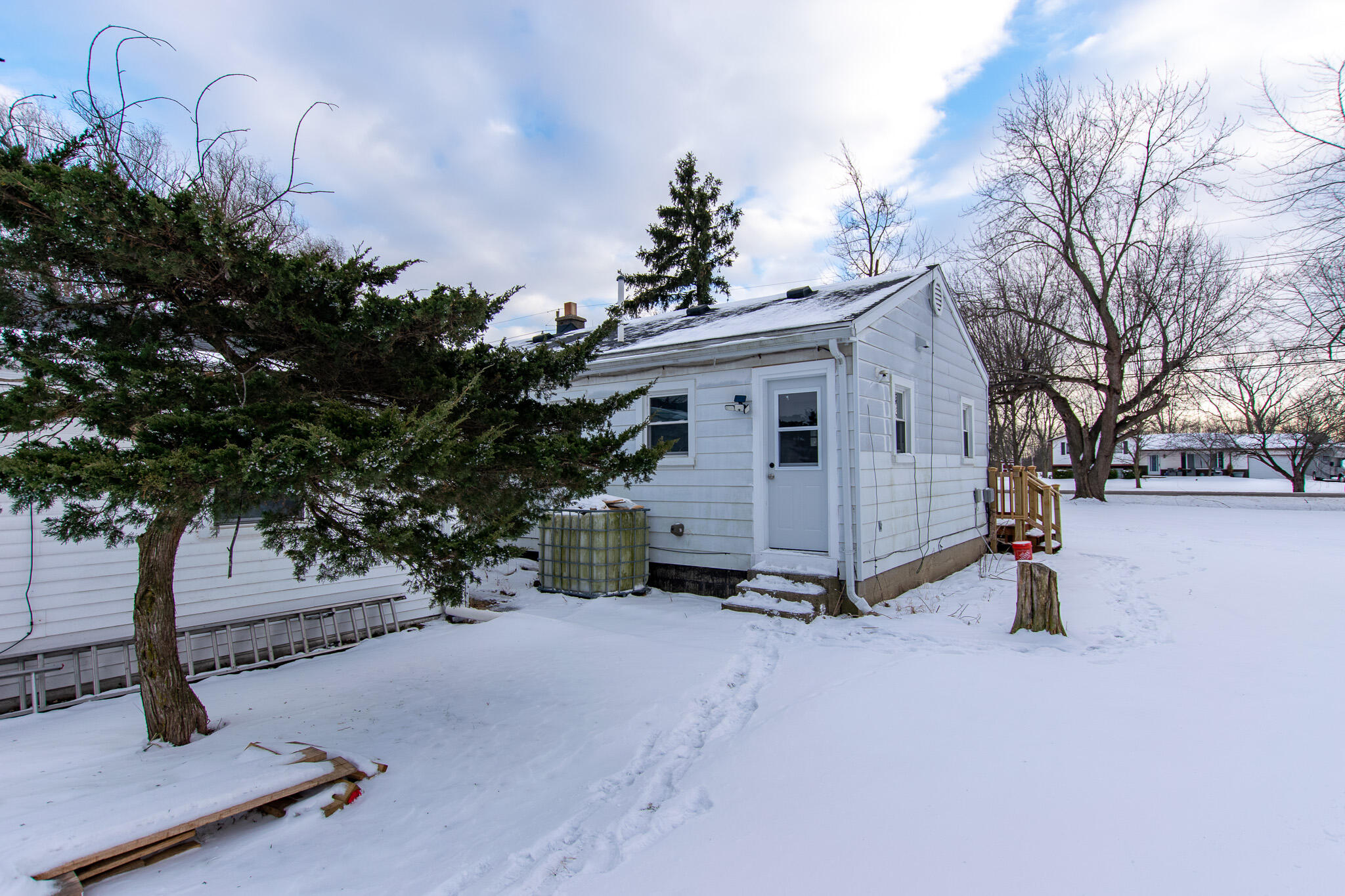 3083 Ready Road