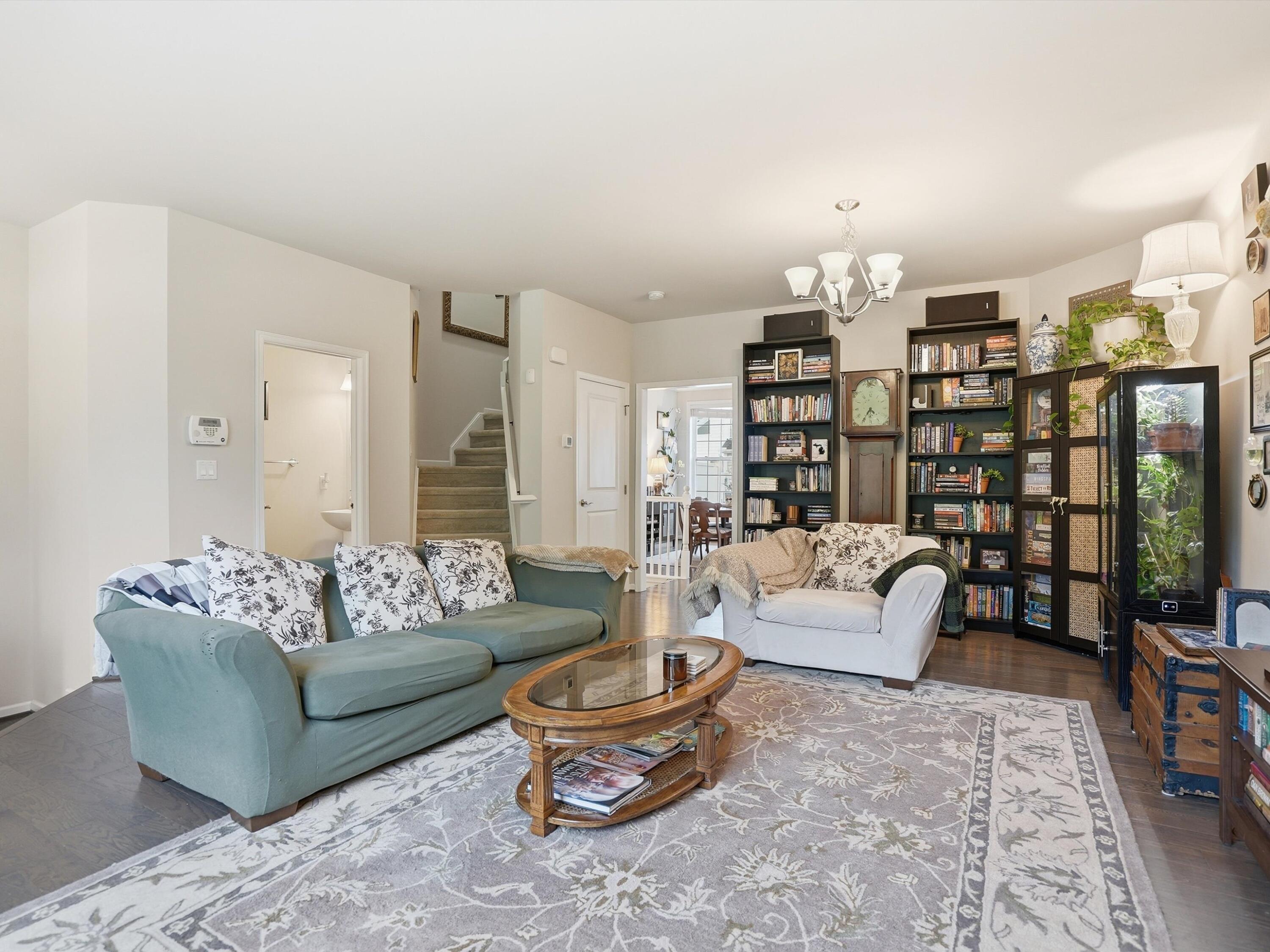 2768 Ashcombe Drive