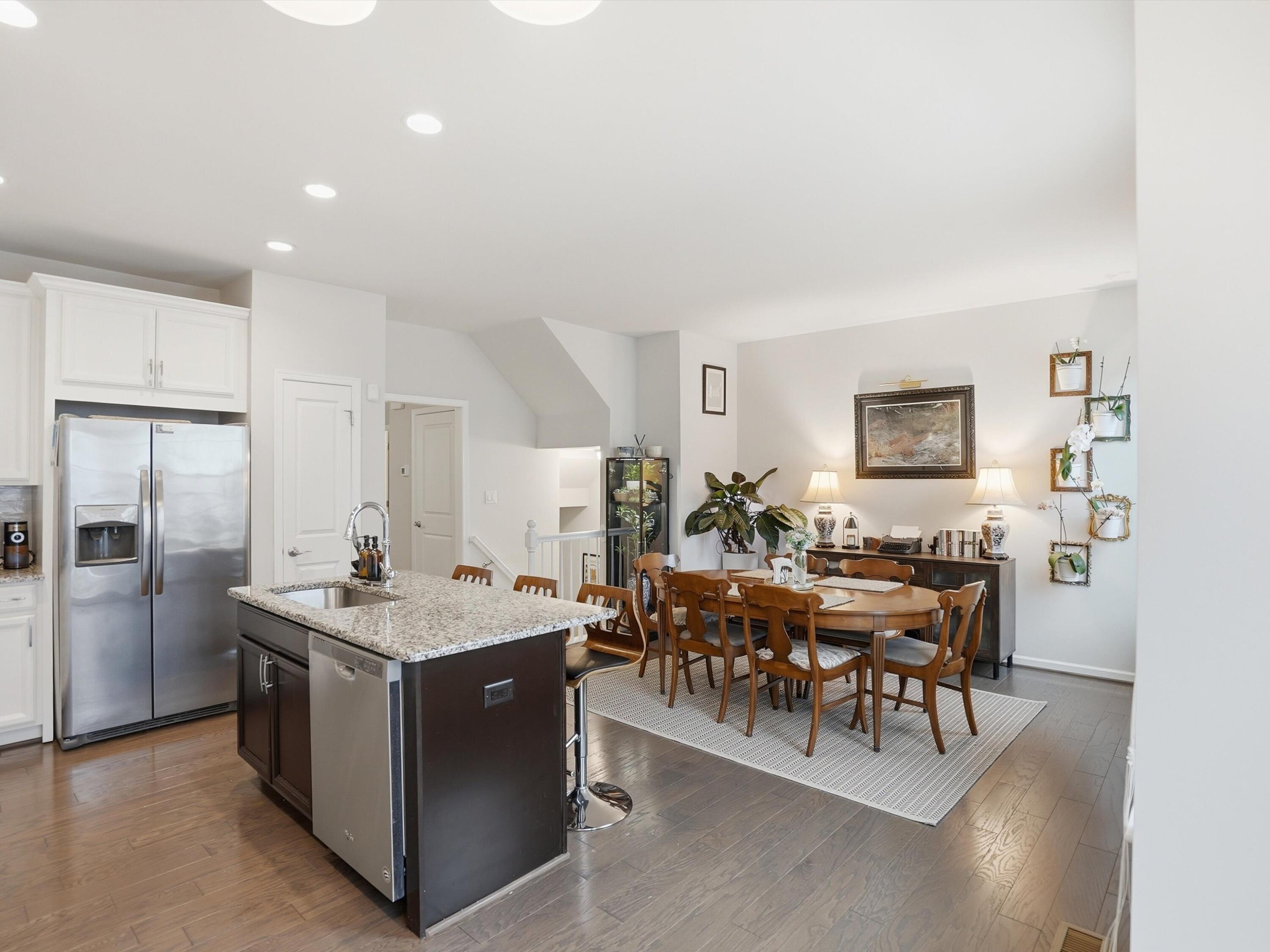 2768 Ashcombe Drive