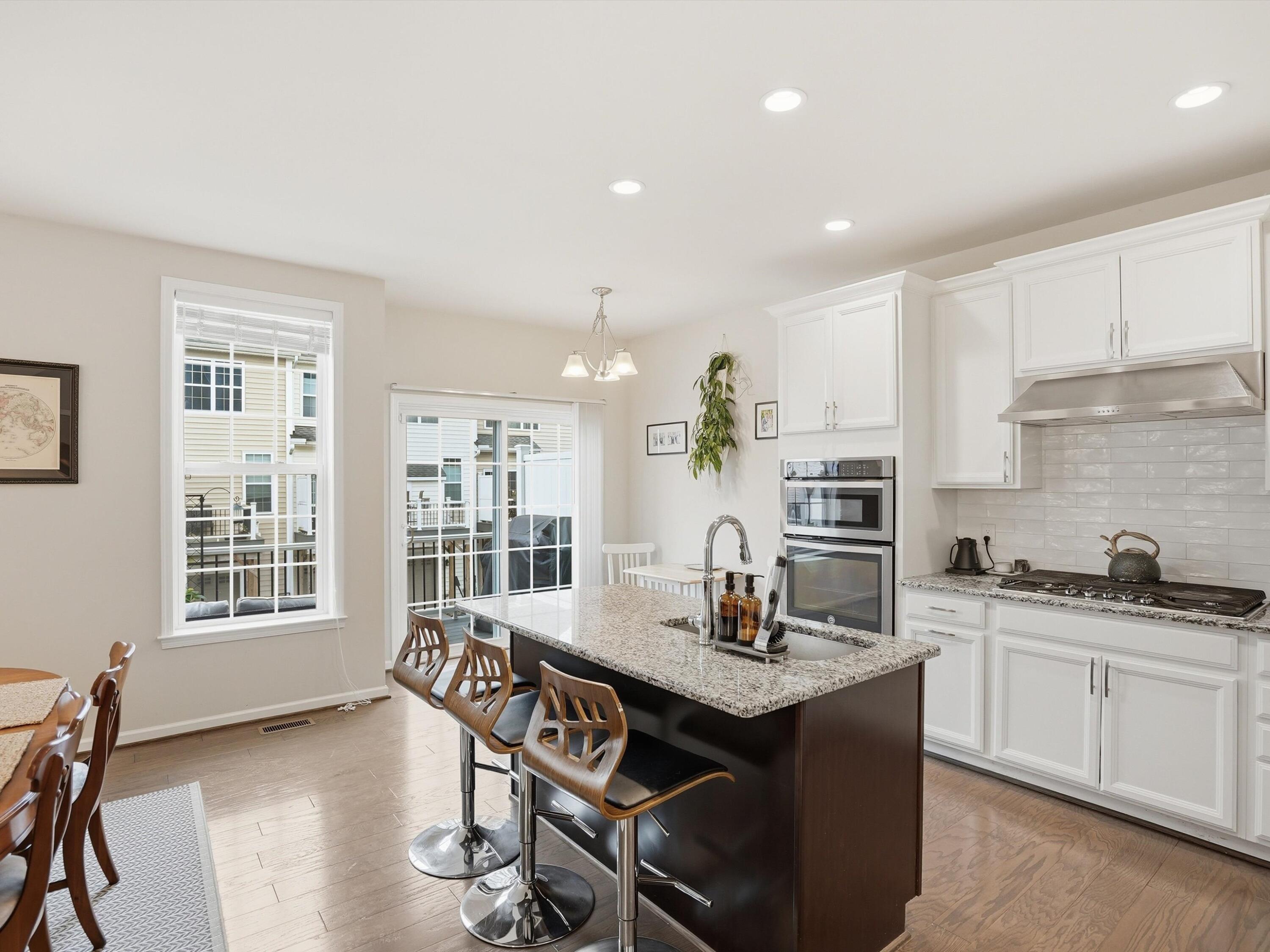 2768 Ashcombe Drive