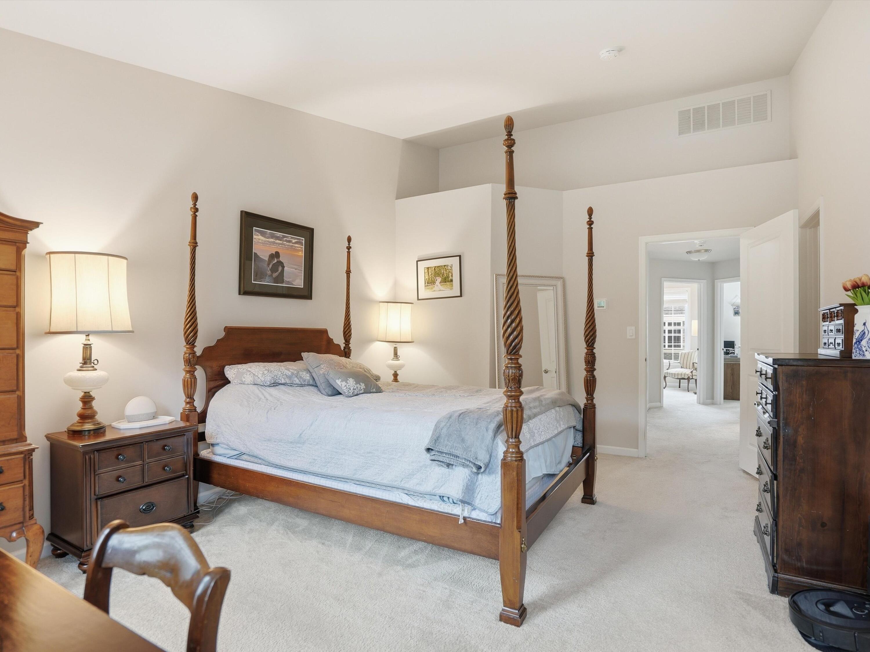 2768 Ashcombe Drive