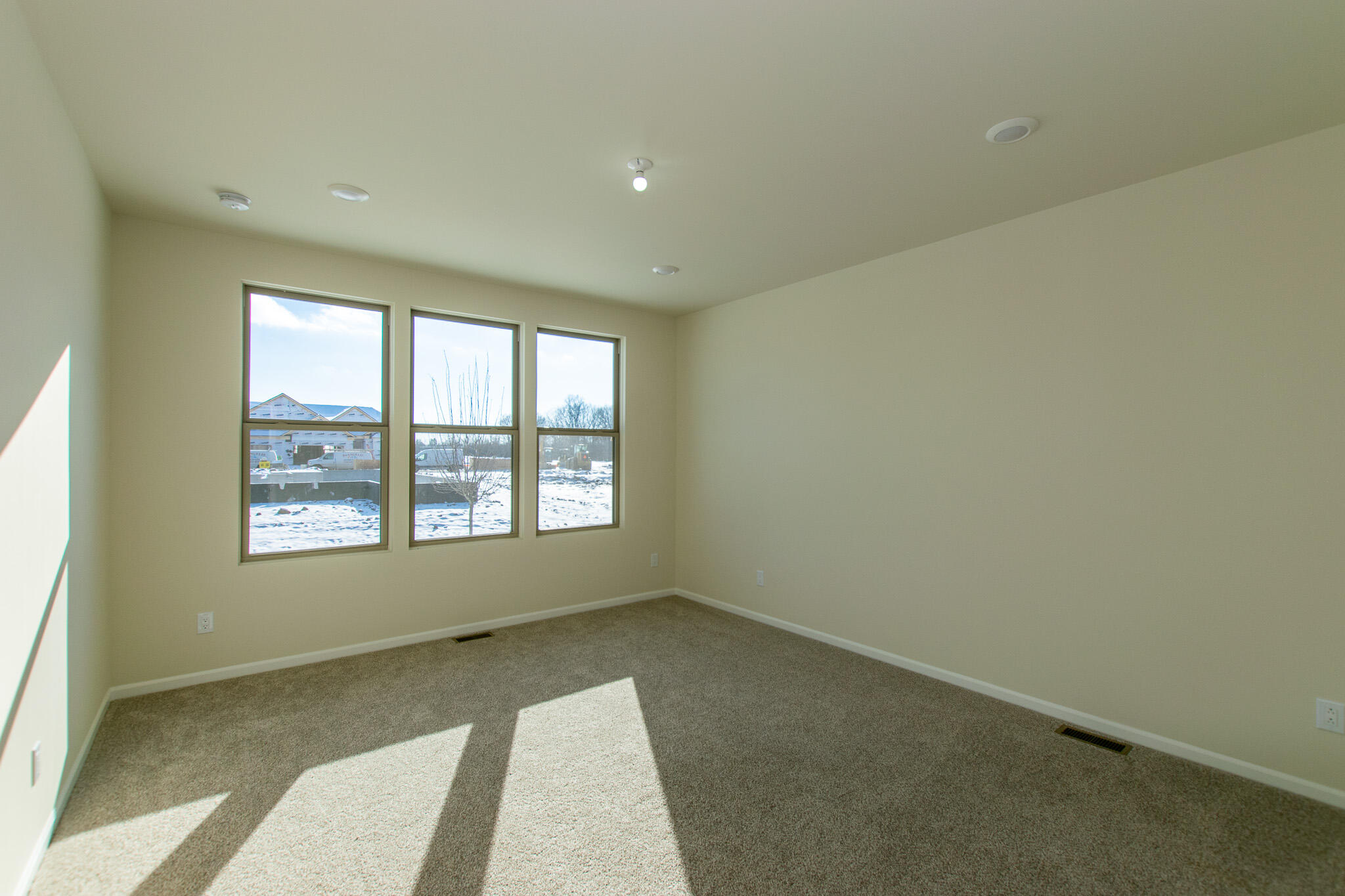 723 W Spaniel Drive