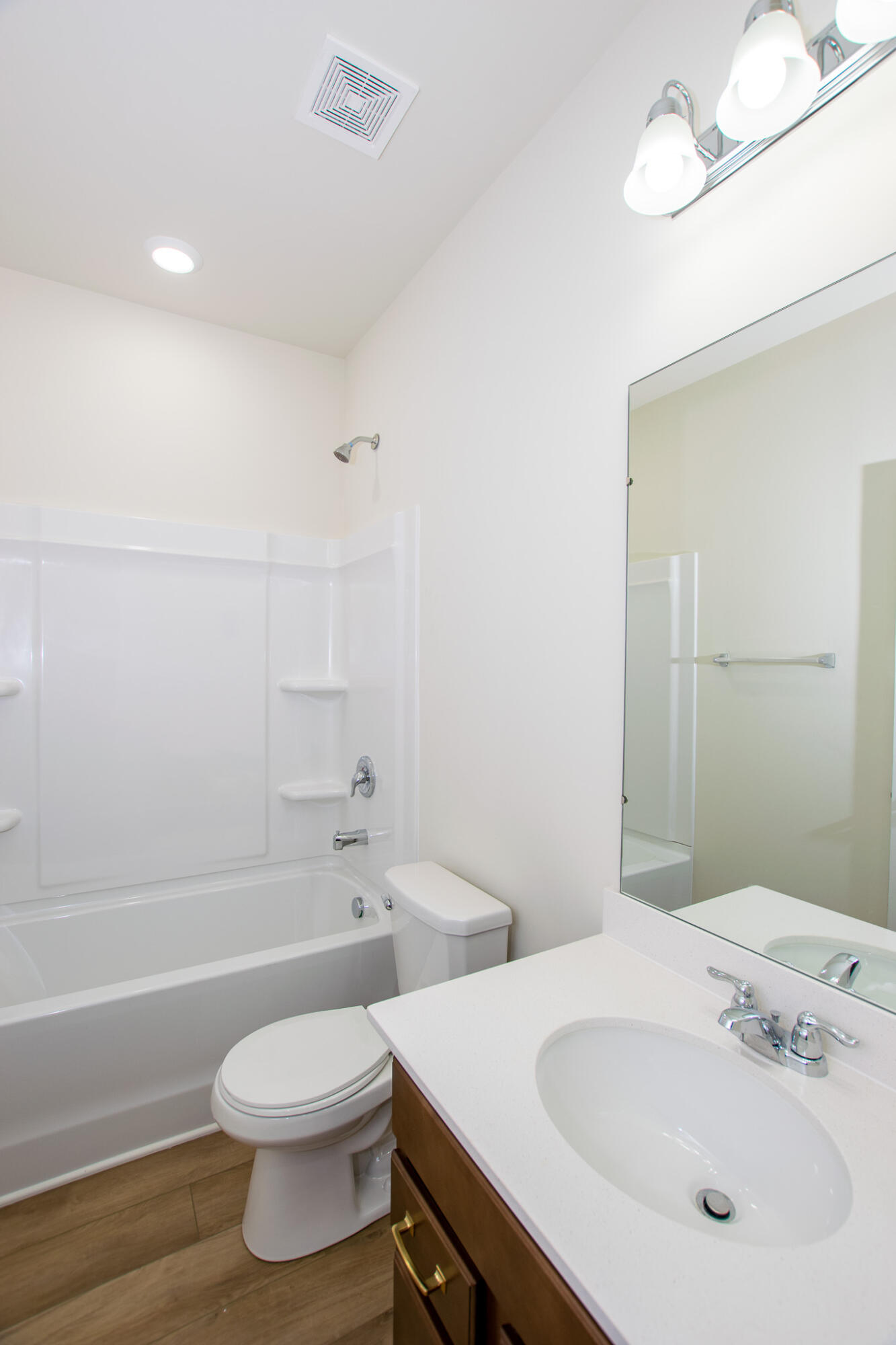 723 W Spaniel Drive