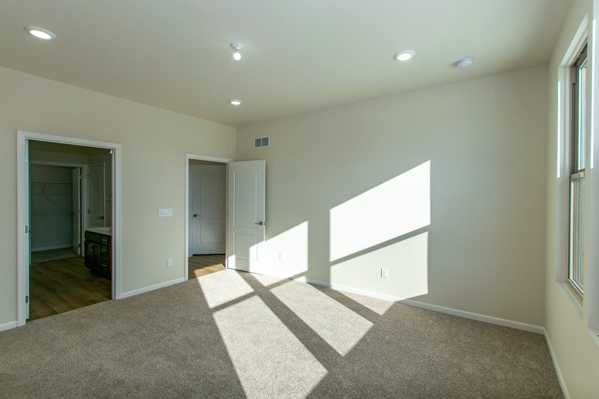 723 W Spaniel Drive
