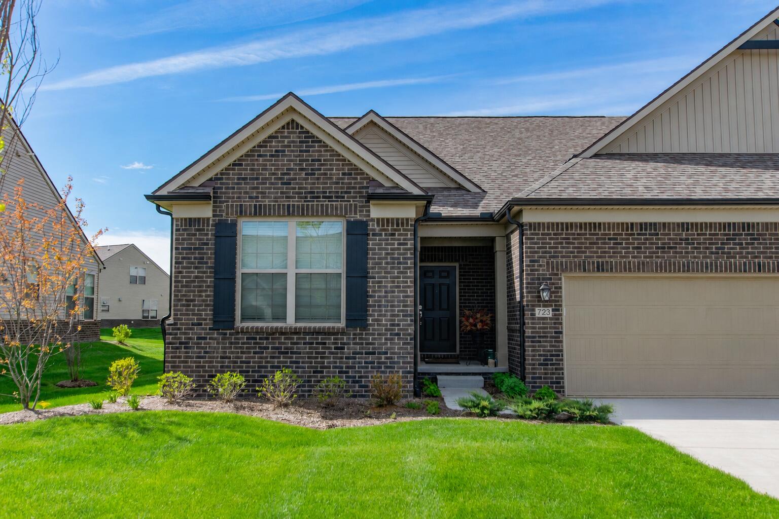 723 W Spaniel Drive
