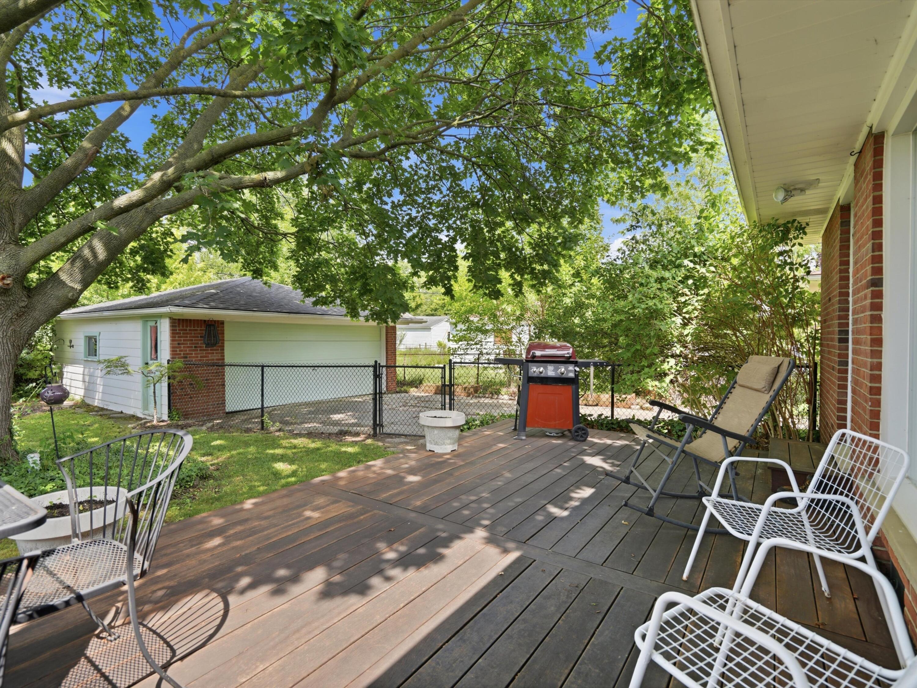 1712 Sanford Place