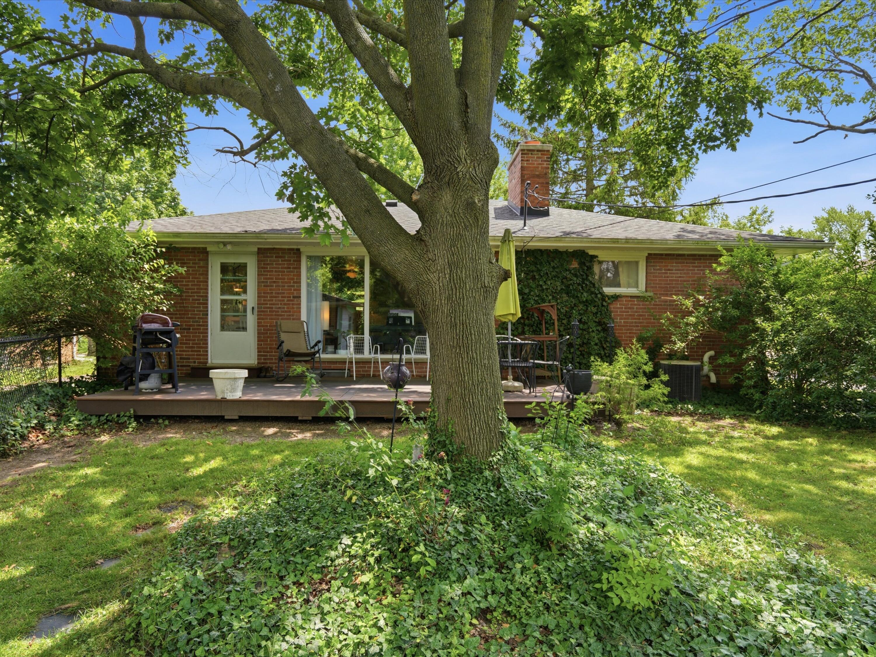 1712 Sanford Place