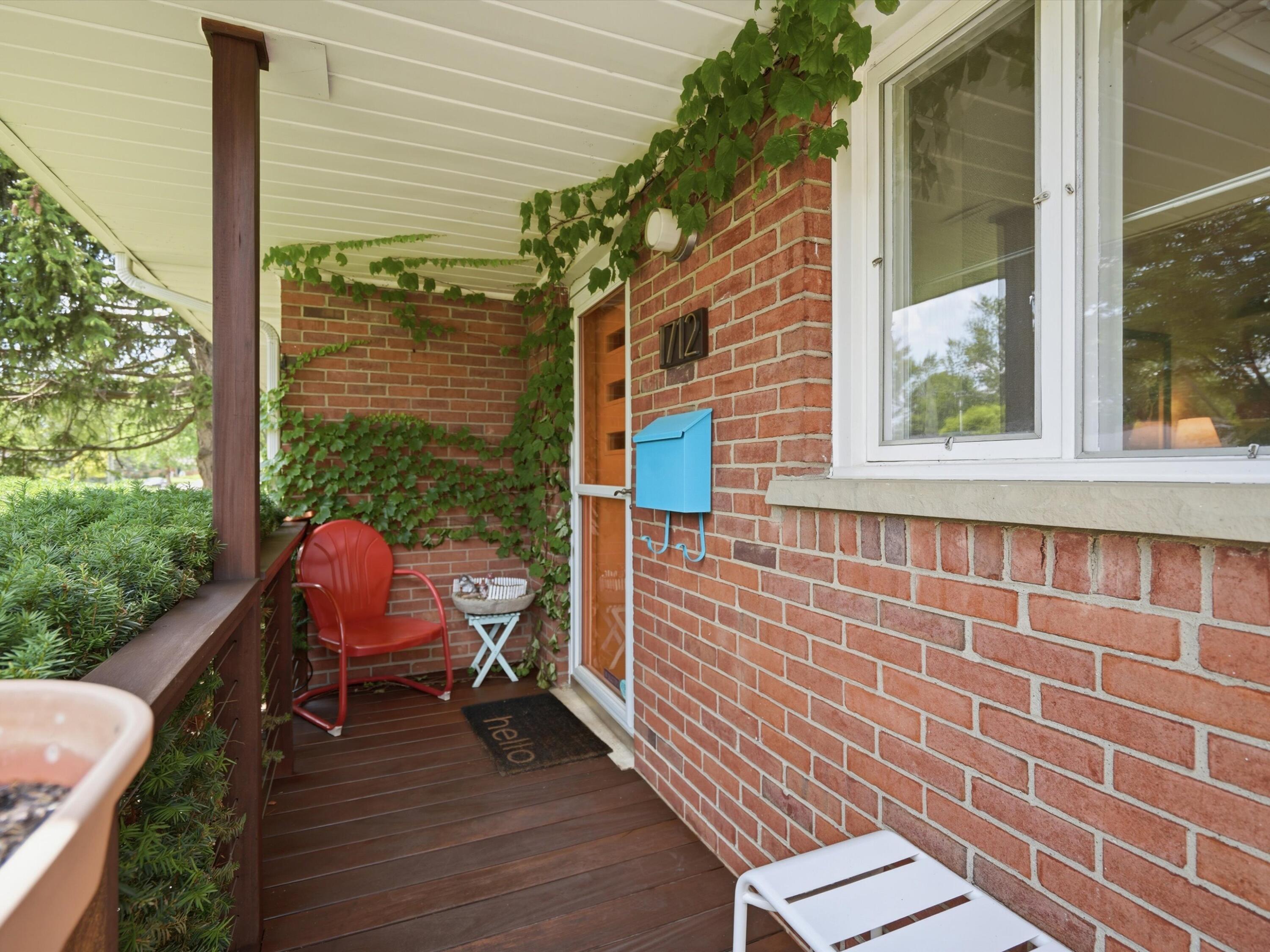 1712 Sanford Place