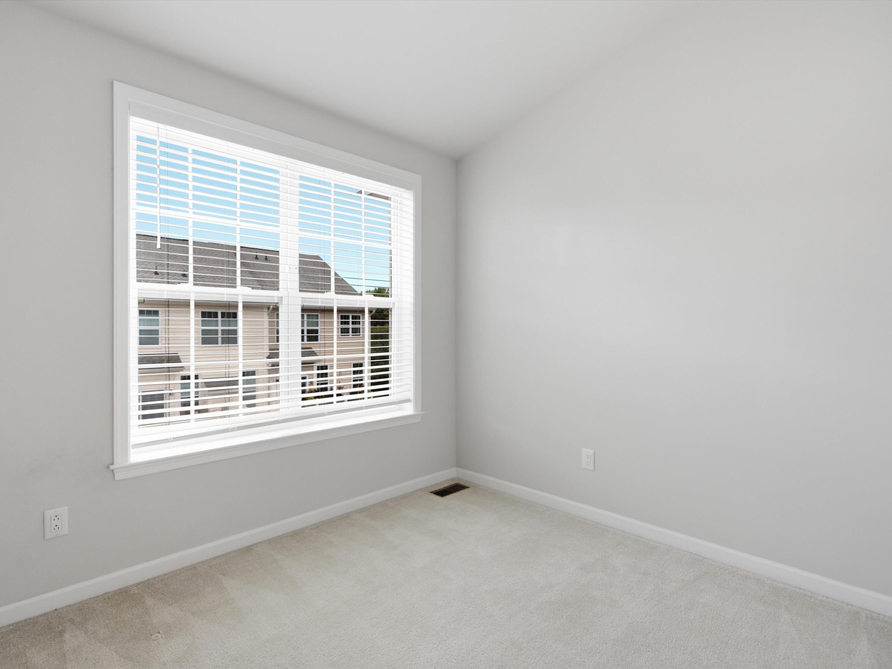 2768 Ashcombe Drive