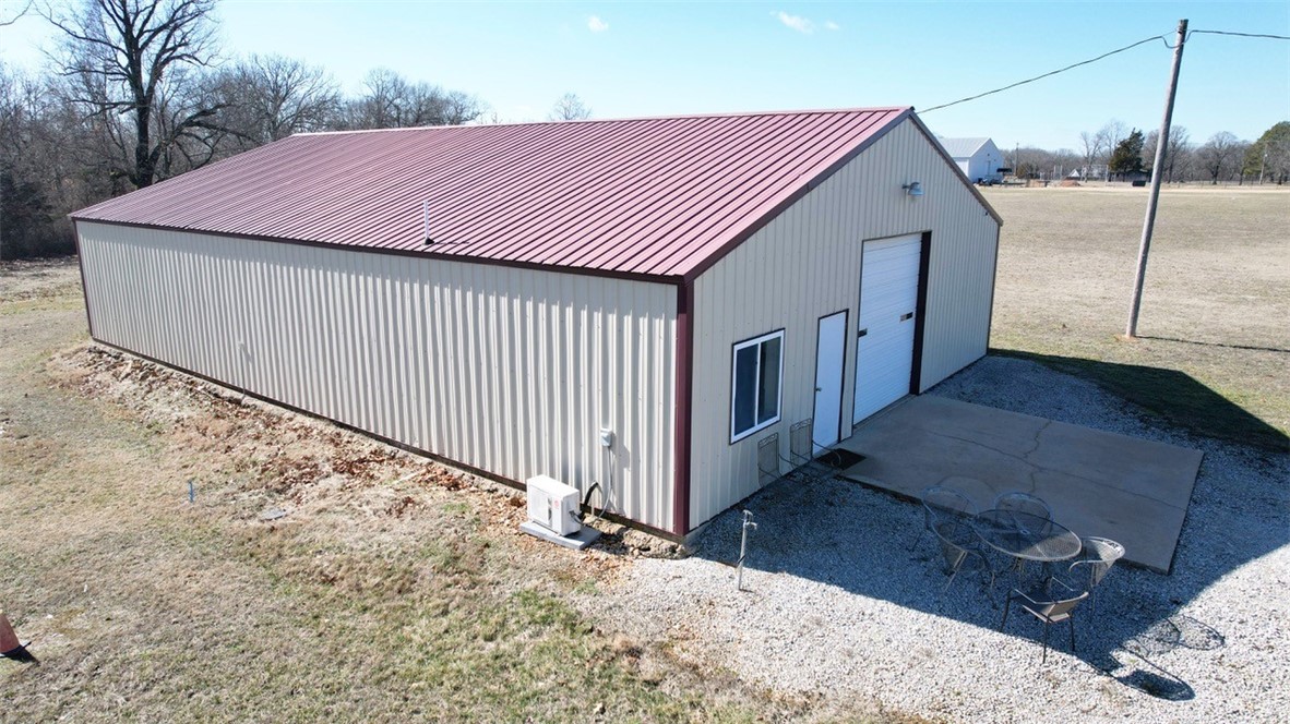 9957 E Hwy 72