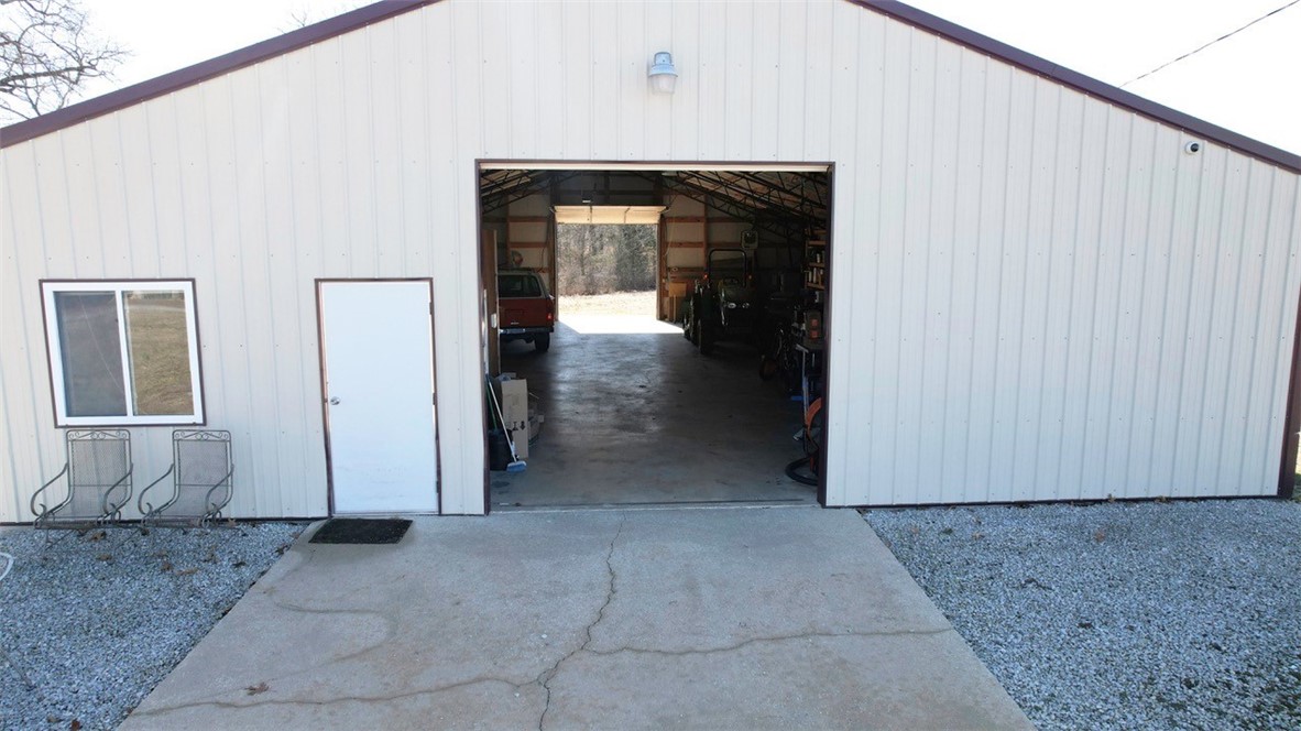 9957 E Hwy 72