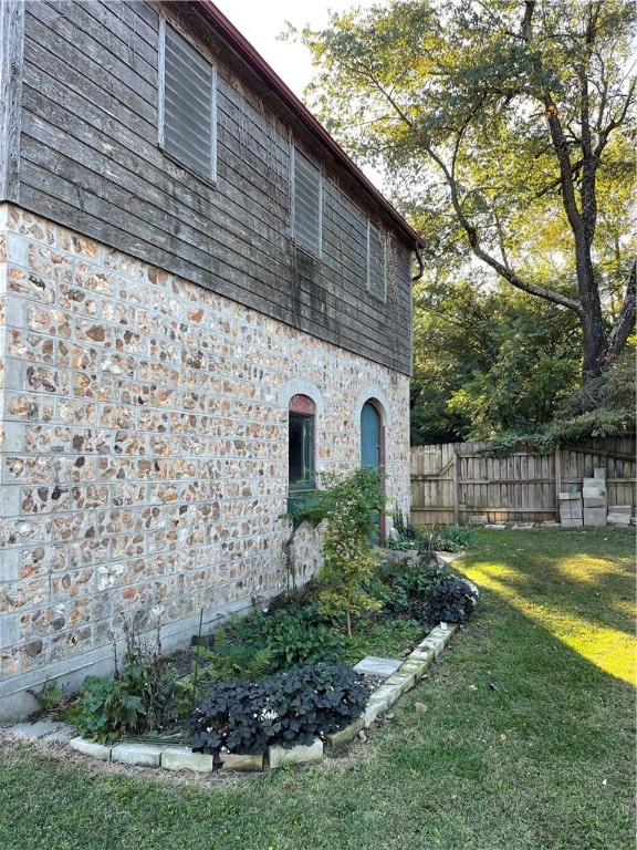 12692 Oak Knoll Circle