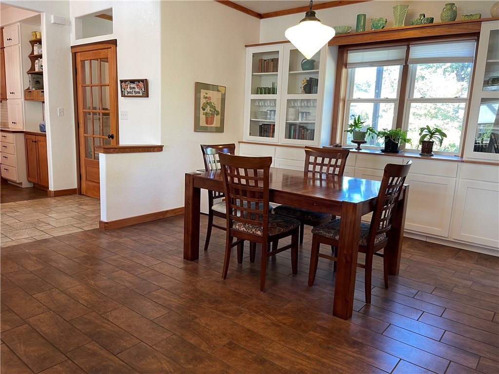 12692 Oak Knoll Circle