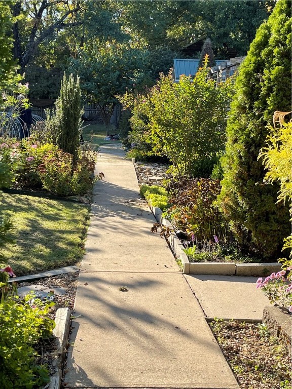 12692 Oak Knoll Circle