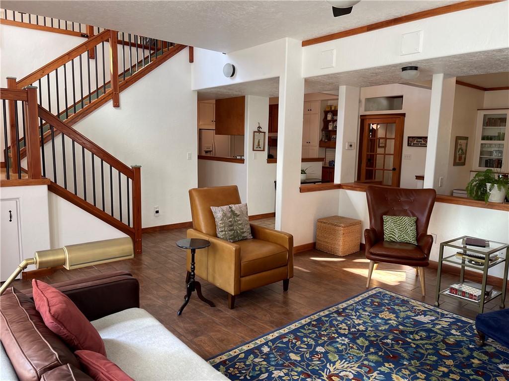 12692 Oak Knoll Circle