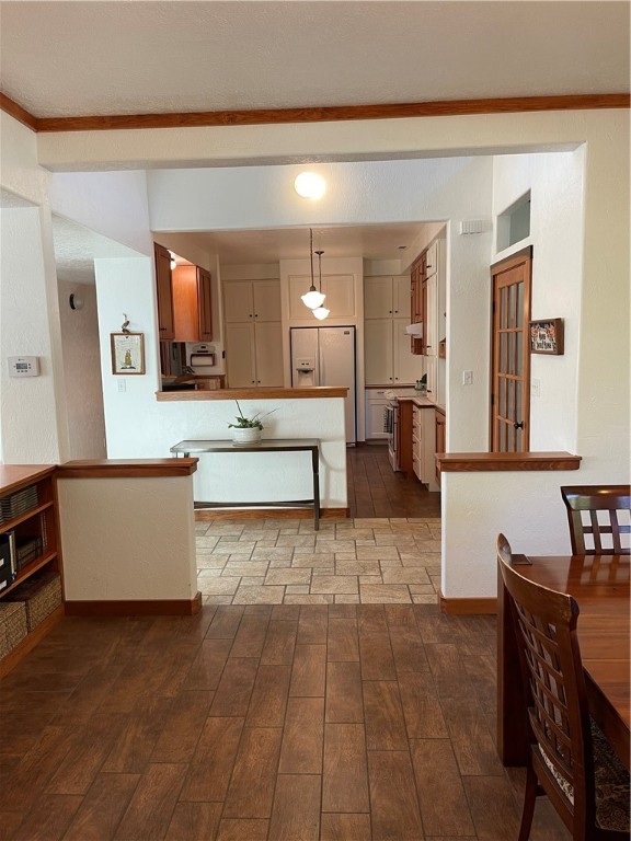 12692 Oak Knoll Circle