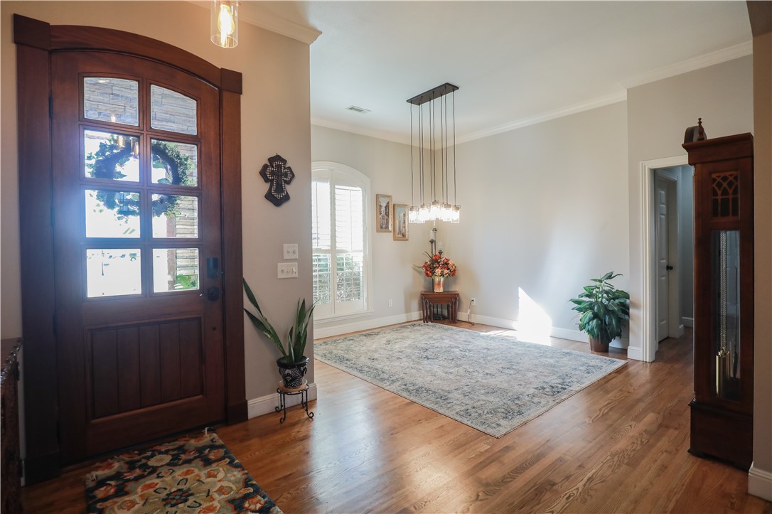 5509 S Braebourne Road