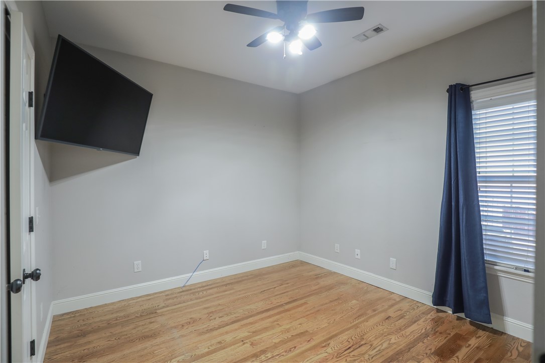 5509 S Braebourne Road