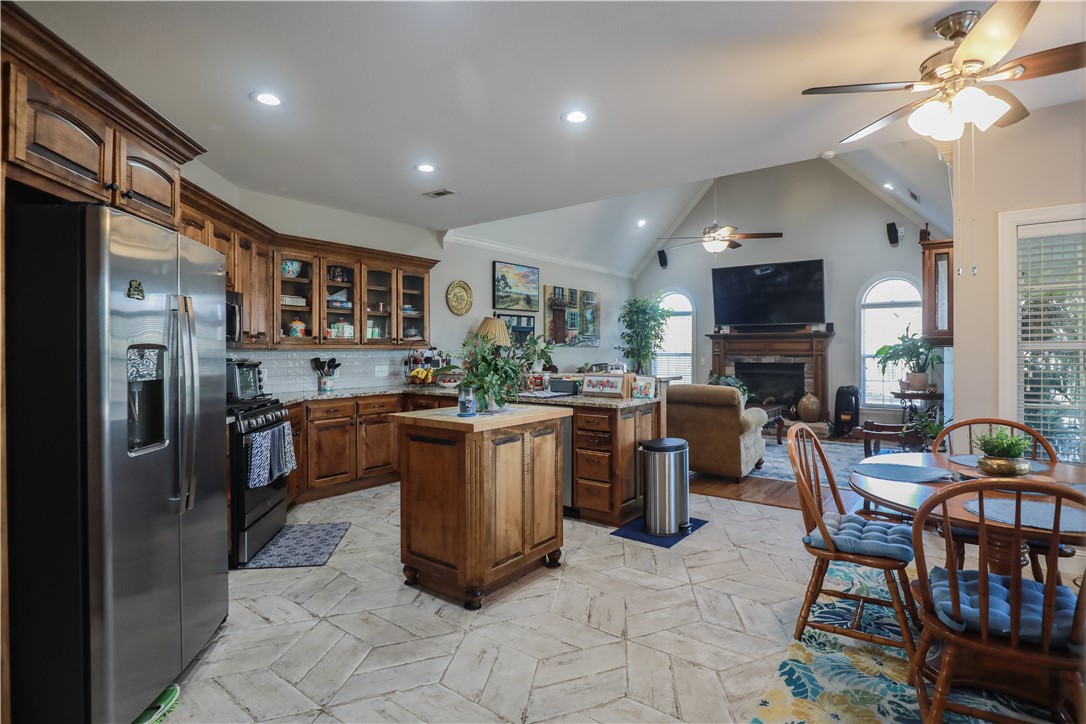 5509 S Braebourne Road