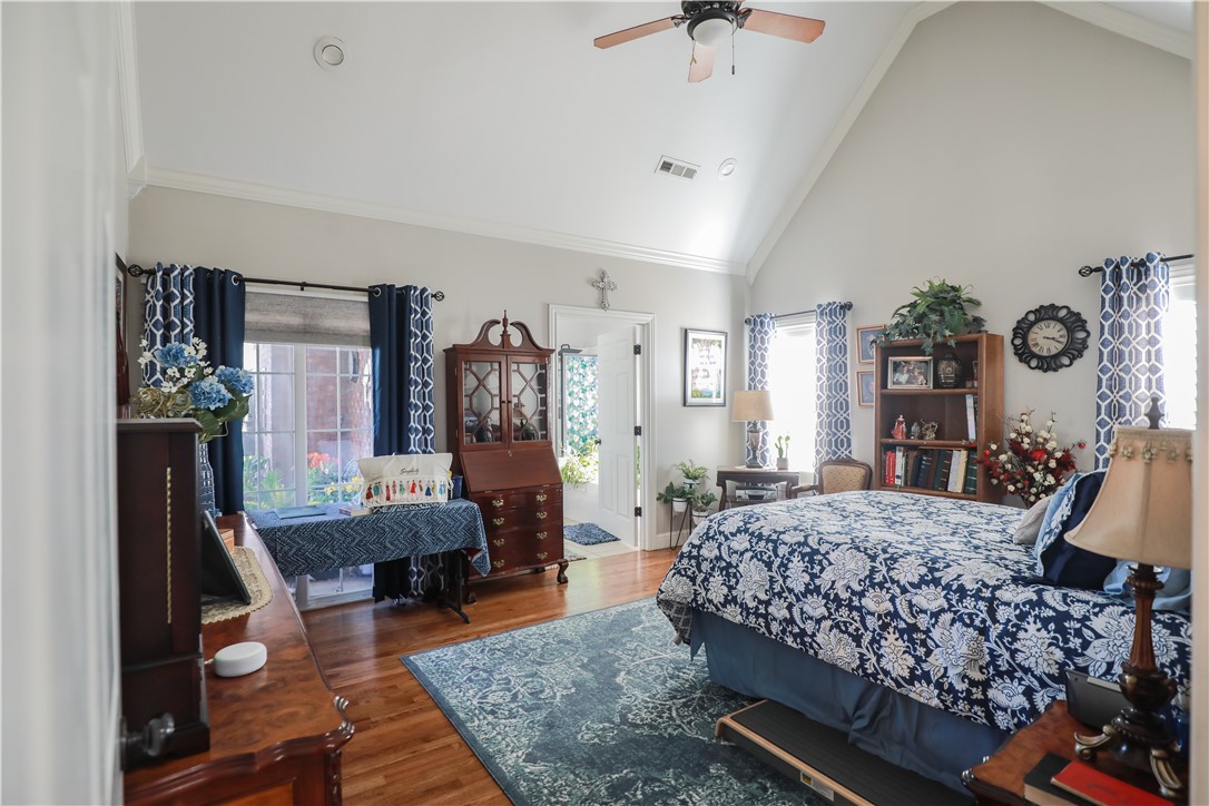 5509 S Braebourne Road