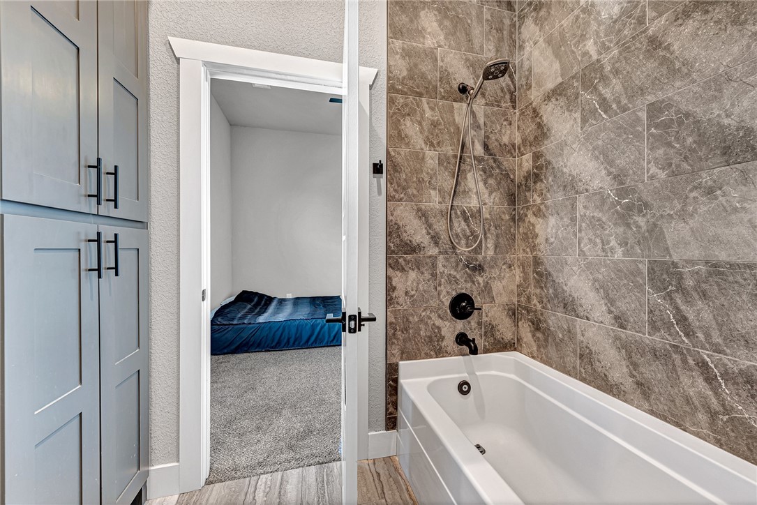 3711 Bitterroot Street