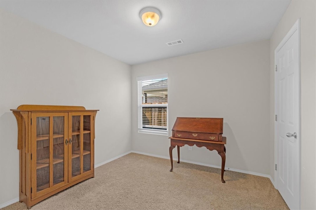 406 Sagebrush Avenue