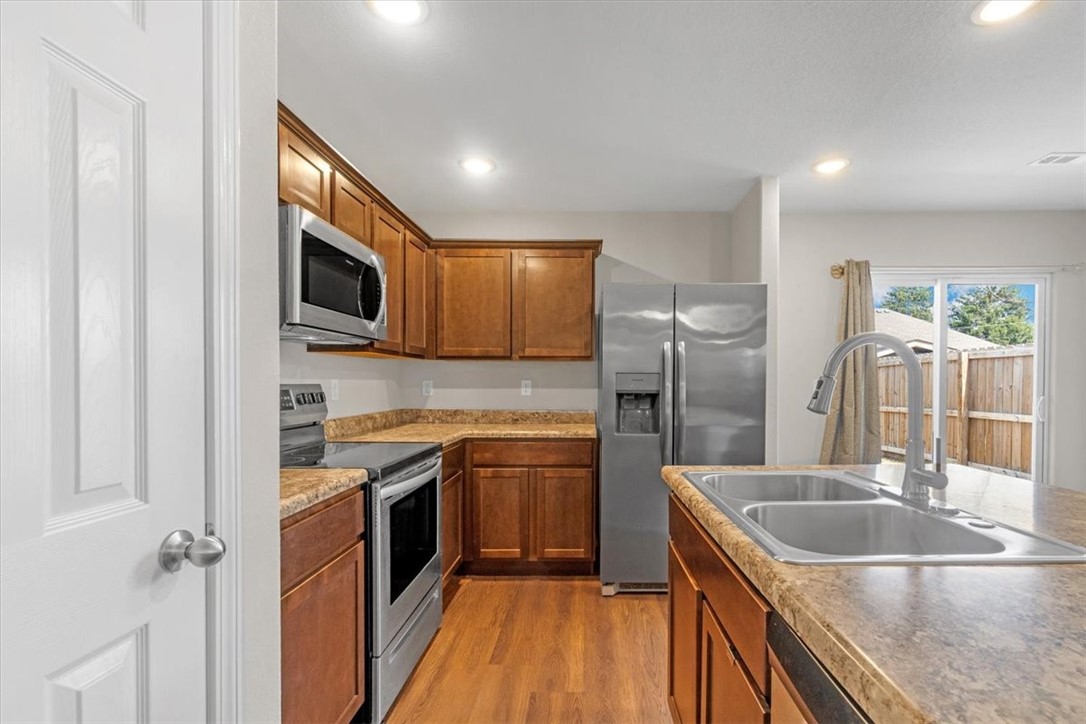 406 Sagebrush Avenue