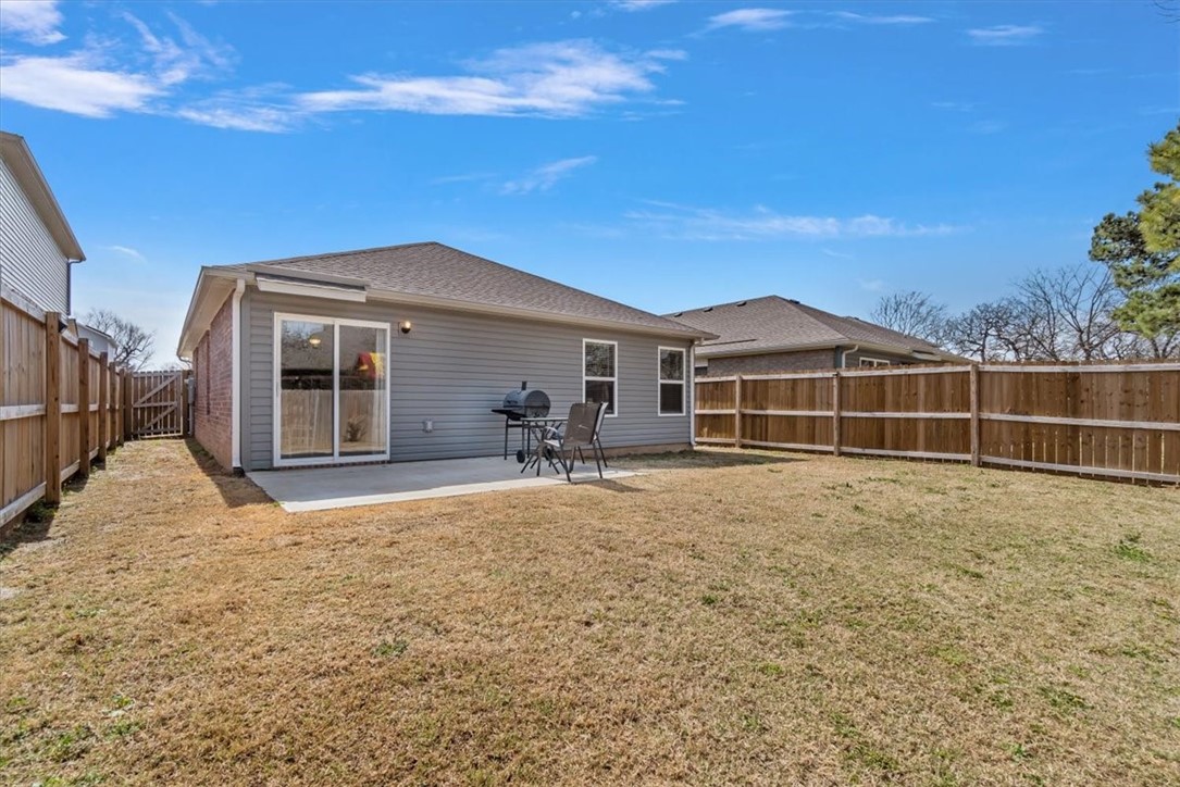 406 Sagebrush Avenue