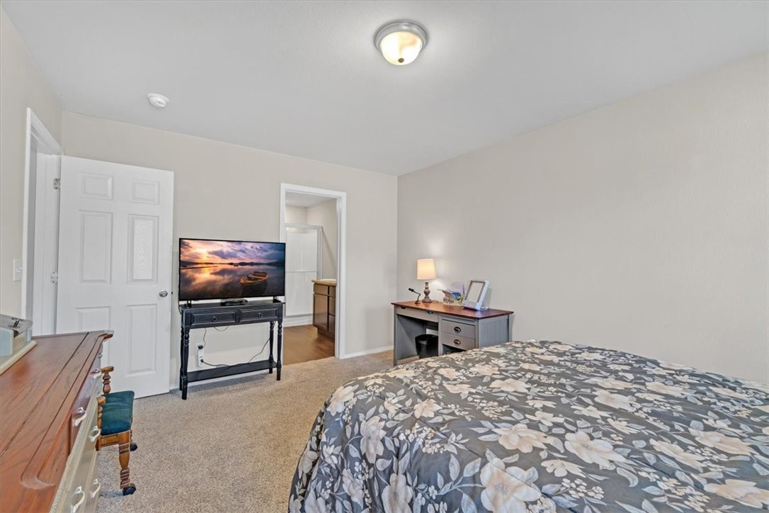 406 Sagebrush Avenue