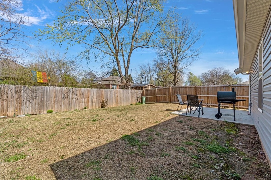 406 Sagebrush Avenue