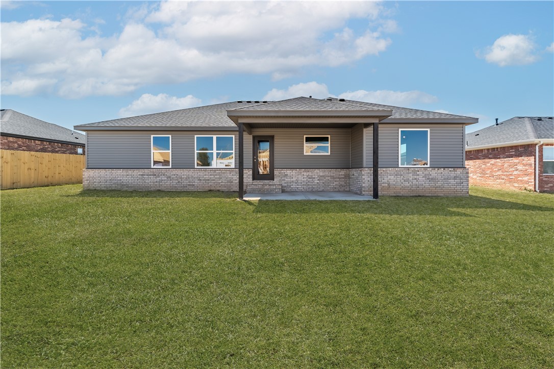 1028 Autumn Royal Avenue