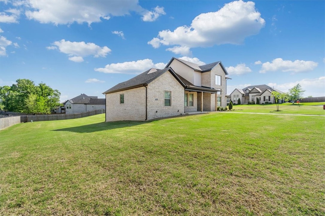 816 Flycatcher Trace