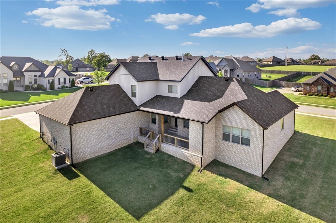 816 Flycatcher Trace