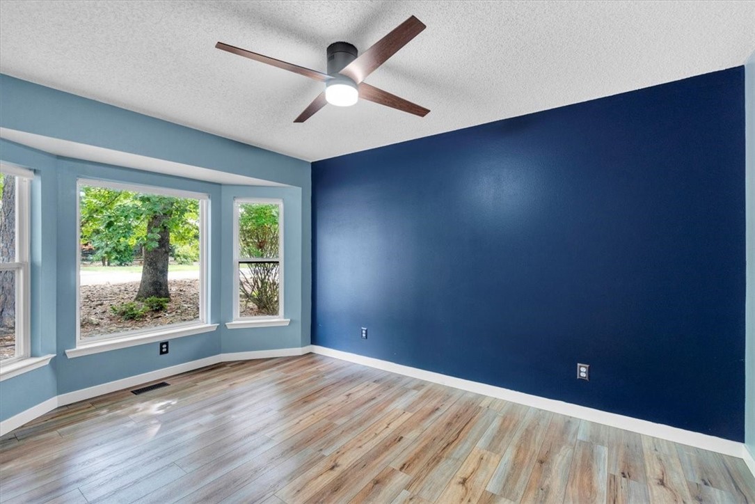 21 Tibberton Circle Drive