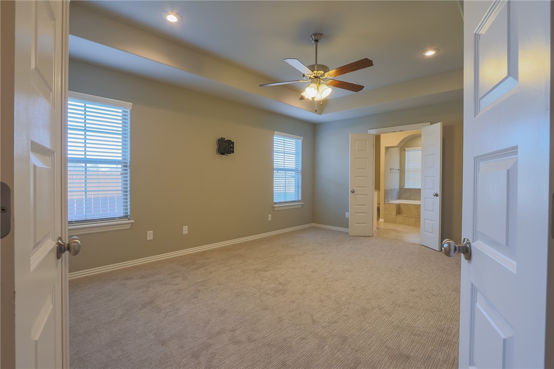 4044 Stonehenge Avenue