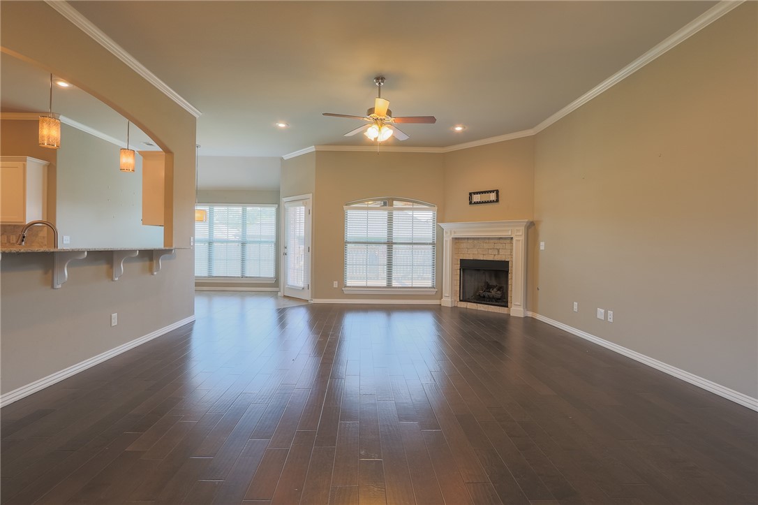 4044 Stonehenge Avenue