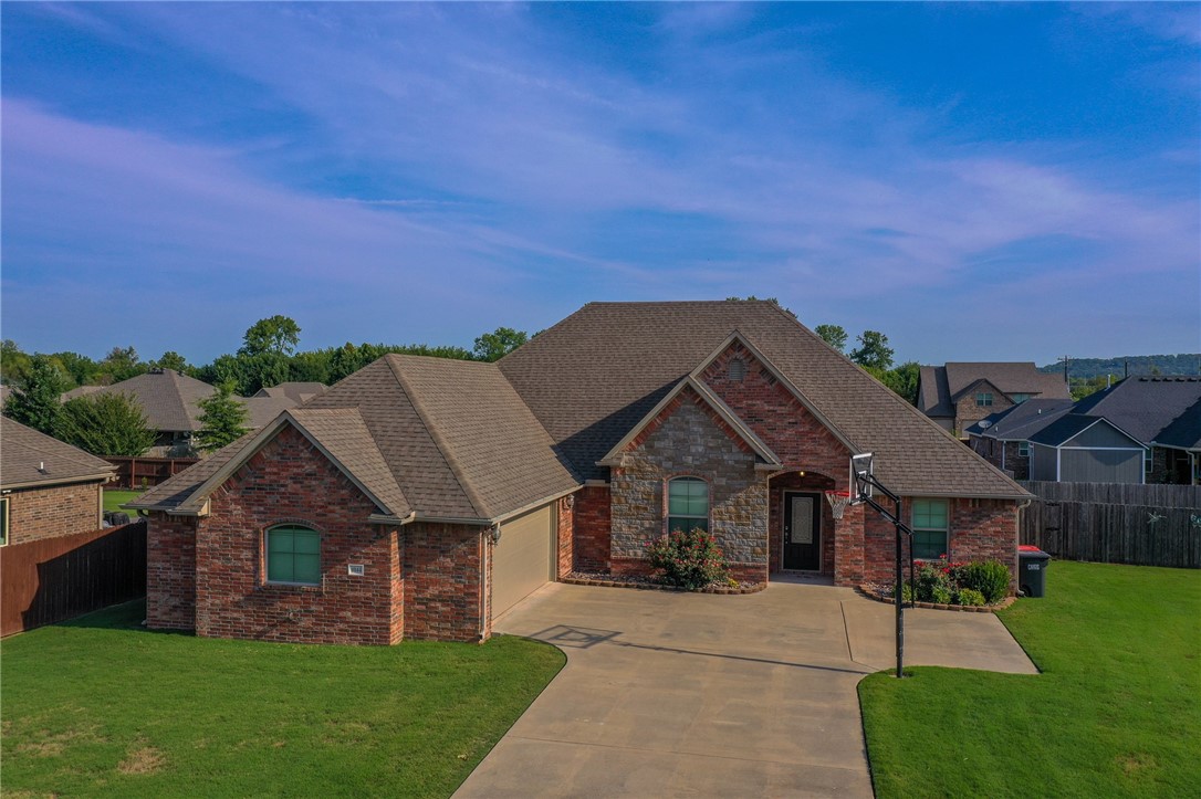 4044 Stonehenge Avenue