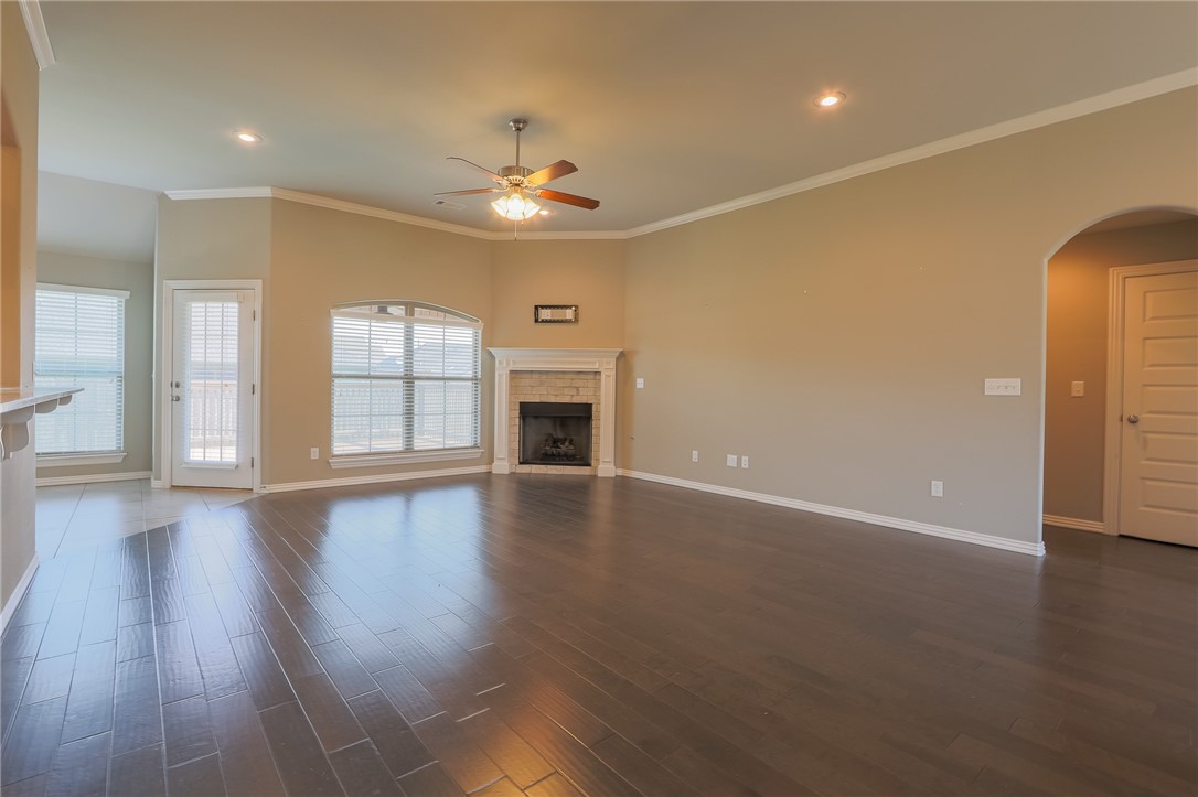 4044 Stonehenge Avenue