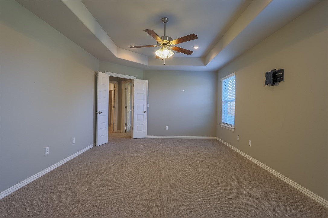 4044 Stonehenge Avenue